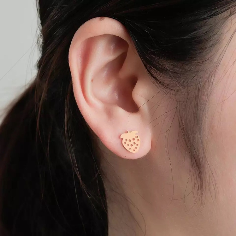🎉 New Gold Plated Strawberry Stud Earrings